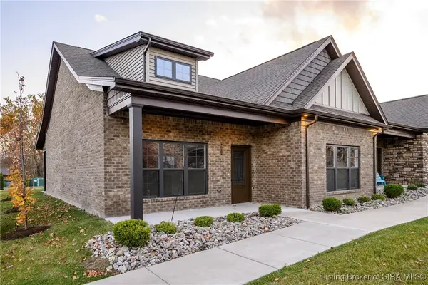 901 Glenwood Gardens Drive, Sellersburg, IN 47172