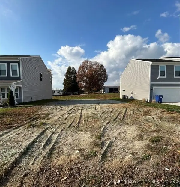 204 Jacob Court, Sellersburg, IN 47172