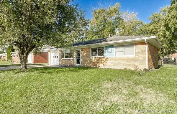 927 Silverwood Drive, Clarksville, IN 47129