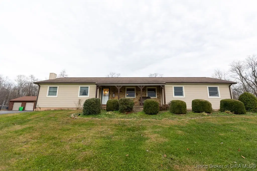 3720 Flemar Drive, Floyds Knobs, IN 47119 - #1