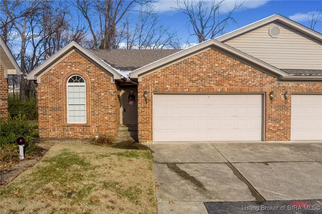 807 S Indiana Avenue #5, Sellersburg, IN 47172 - #1