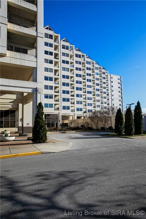 1 Riverpointe Plaza #820, Jeffersonville, IN 47130