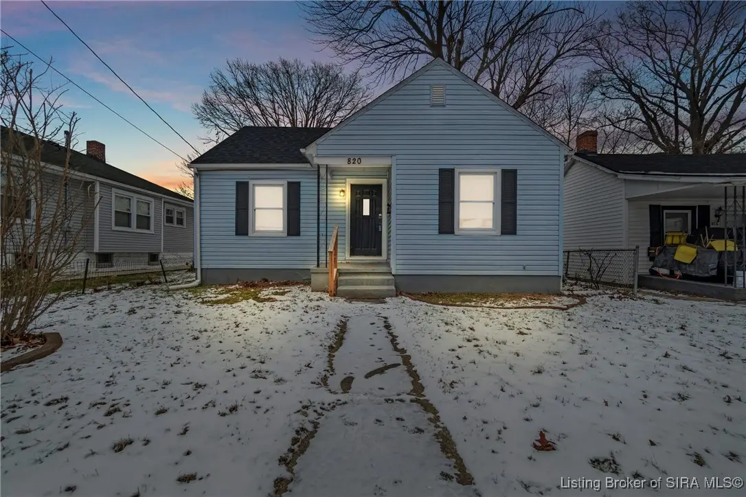 820 Mechanic Street, Jeffersonville, IN 47130 - #1