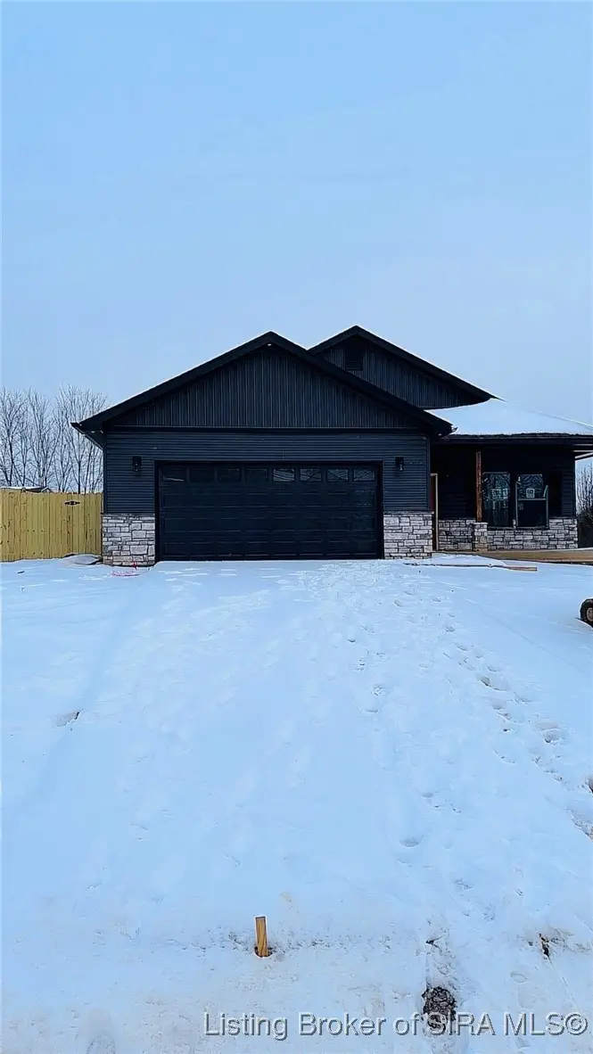 1401 Mount Zion Rd, Henryville, IN 47126 - #1