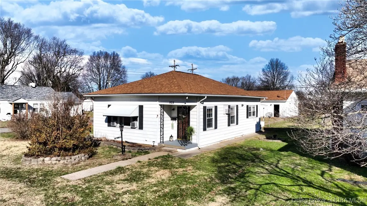 928 N Taggart Avenue, Clarksville, IN 47129 - #1