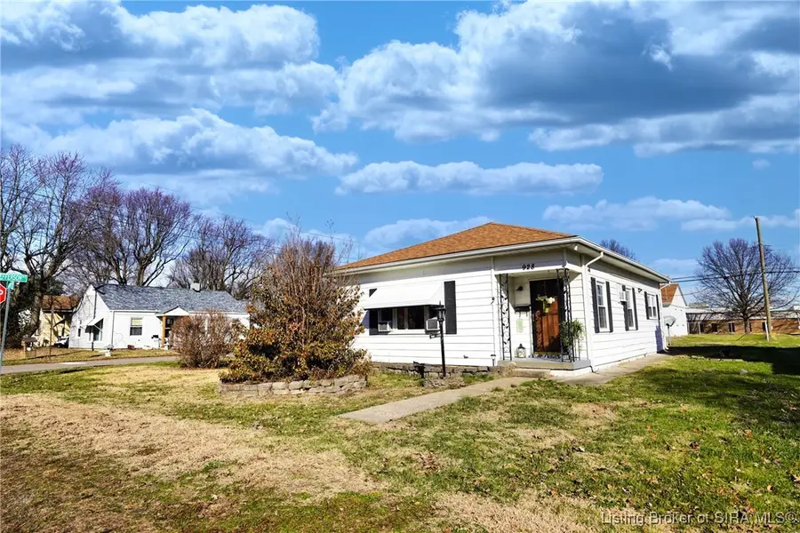 928 N Taggart Avenue, Clarksville, IN 47129 - #2