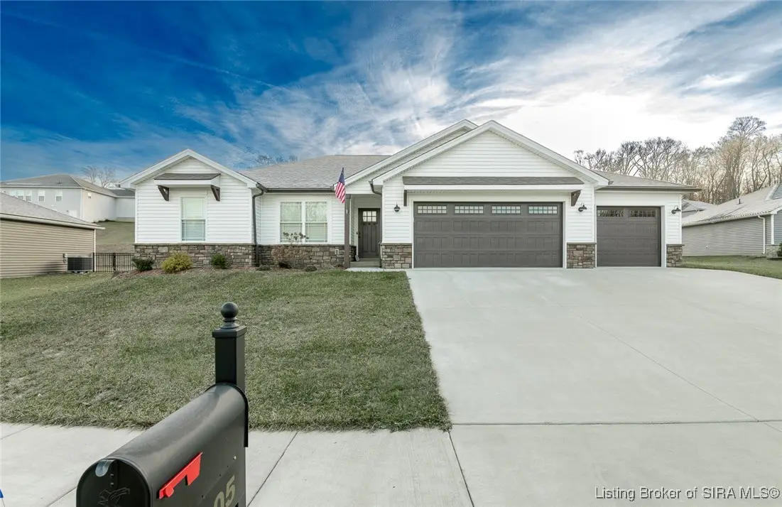 4105 Cedar Creek Court, Floyds Knobs, IN 47119 - #1