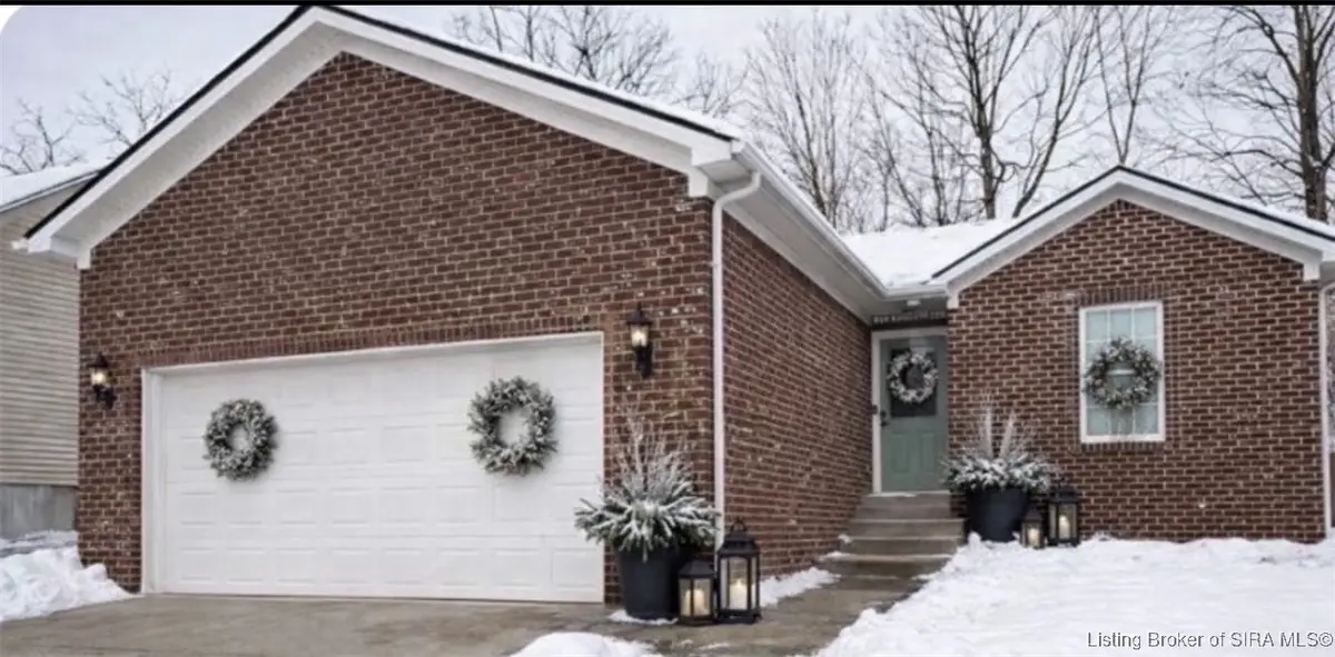 812 Twin Oaks Drive, Henryville, IN 47126 - #1