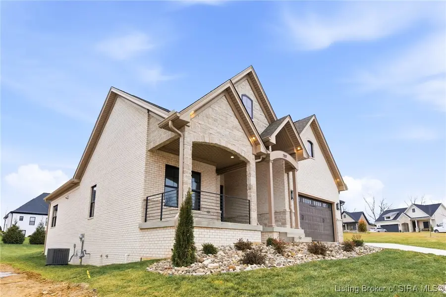 707 Lillian Way, Jeffersonville, IN 47130 - #2