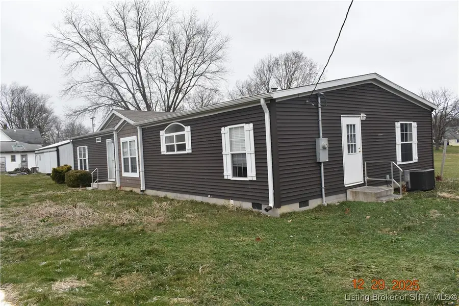 28 E Vine Street, Campbellsburg, IN 47108 - #3