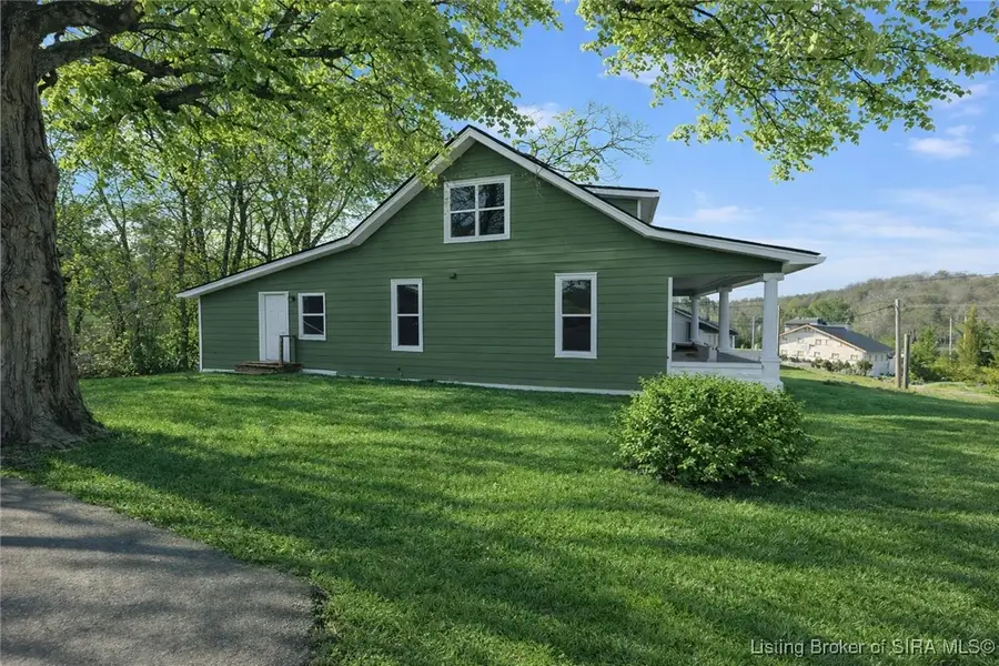 3593 Old Vincennes Road, New Albany, IN 47150 - #3