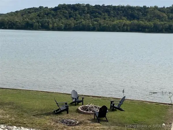 5101 & 5103 Stoneview Drive, Charlestown, IN 47111