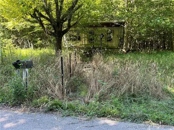 10692 N Haleysburg Road, Vallonia, IN 47281