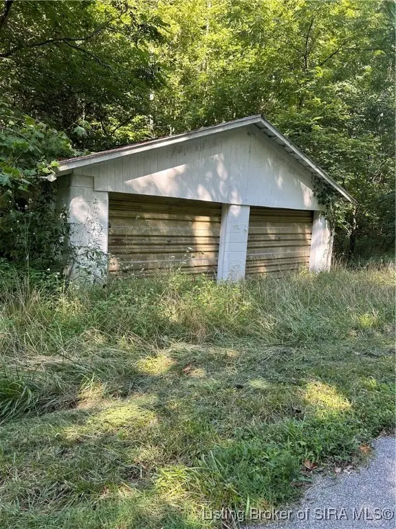 10692 N Haleysburg Road, Vallonia, IN 47281 - #2