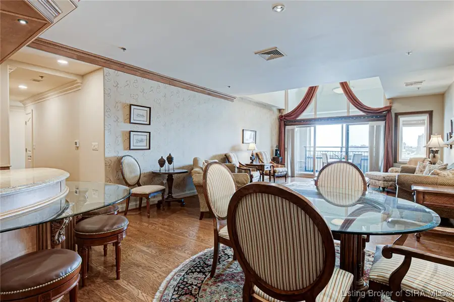 1 Riverpointe Plaza #1112, Jeffersonville, IN 47130 - #3