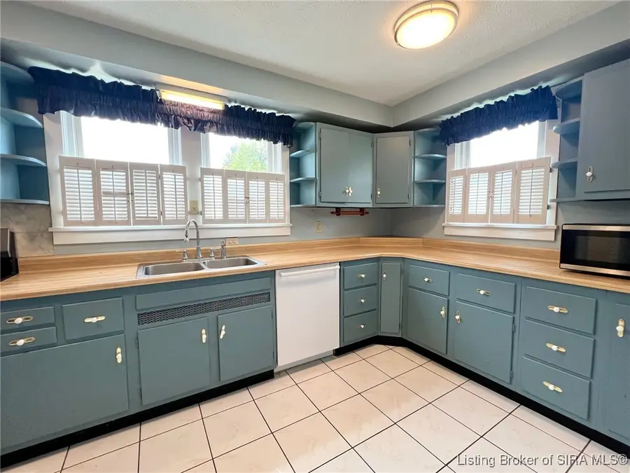 111 N Main Cross Street, Hanover, IN 47243 - #2