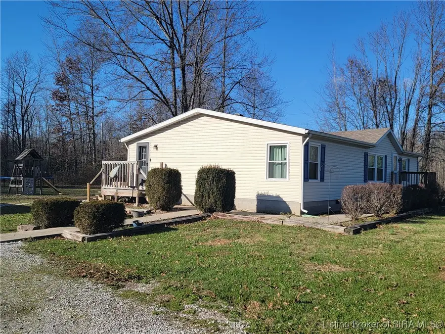 8067 N Oliver Lane, Dupont, IN 47231 - #2