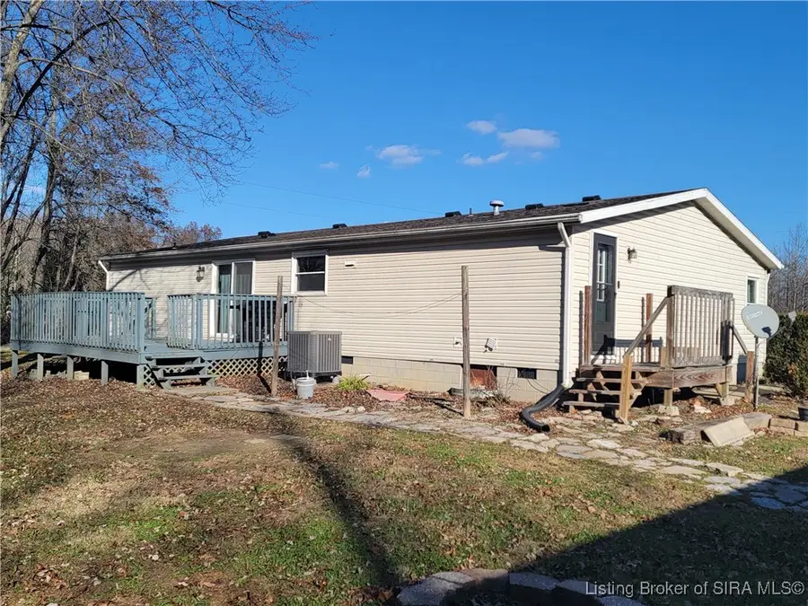 8067 N Oliver Lane, Dupont, IN 47231 - #3