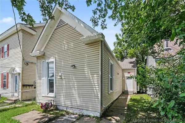 517 E Oak Street, New Albany, IN 47150