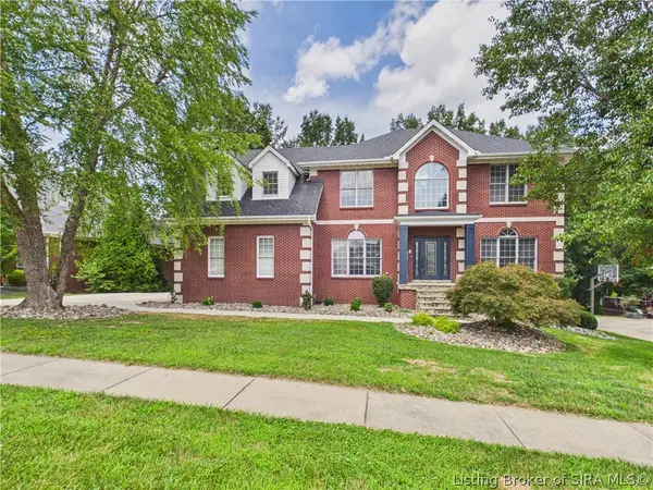 2007 Plum Woods Court, Sellersburg, IN 47172