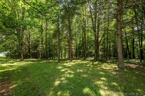 5023 Bent Creek Drive, Floyds Knobs, IN 47119