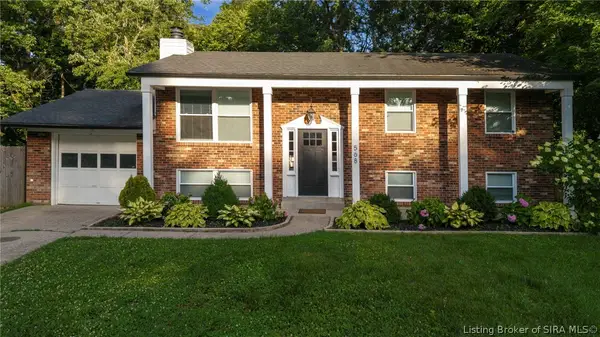 568 Spicewood Place, Clarksville, IN 47129