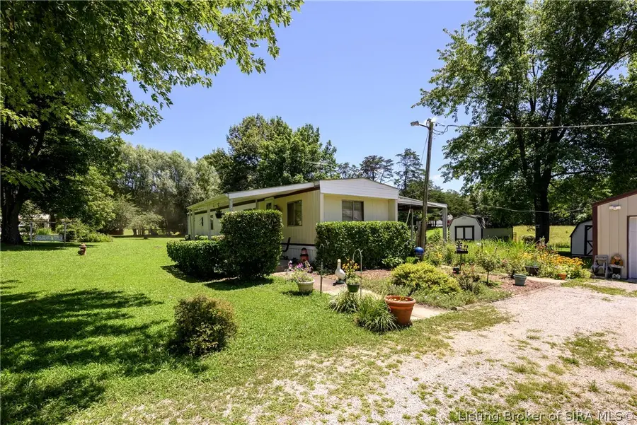 1004 E County Line Road, Underwood, IN 47177 - #2