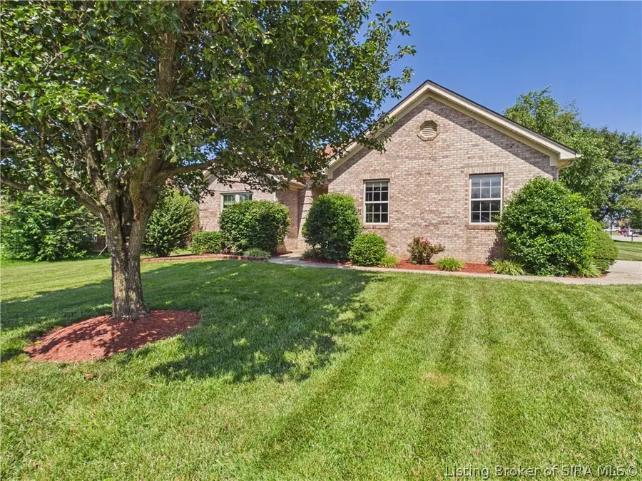 3619 Kerry Ann Way, Jeffersonville, IN 47130 - #2