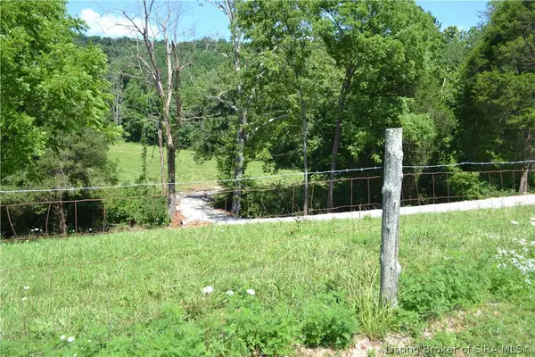 1210 Valley View Road Sw, Corydon, IN 47112