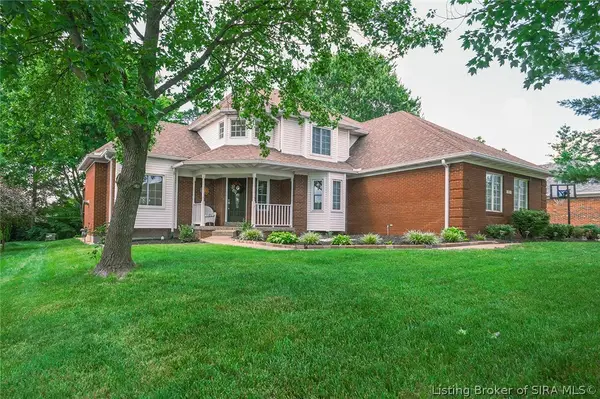 1023 Plum Ridge Drive, Sellersburg, IN 47172