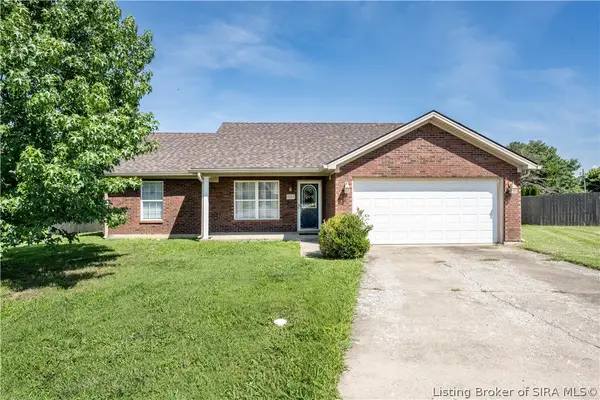 5802 Quarter Court, Jeffersonville, IN 47130