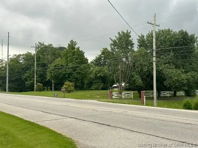 903 & 905 S Jackson Street, Salem, IN 47167 - #3