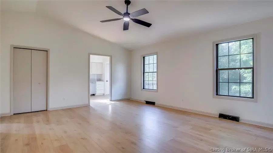 3121 Julian Drive, New Albany, IN 47150 - #3