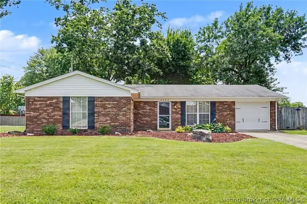 2121 Robin Lane, Jeffersonville, IN 47130