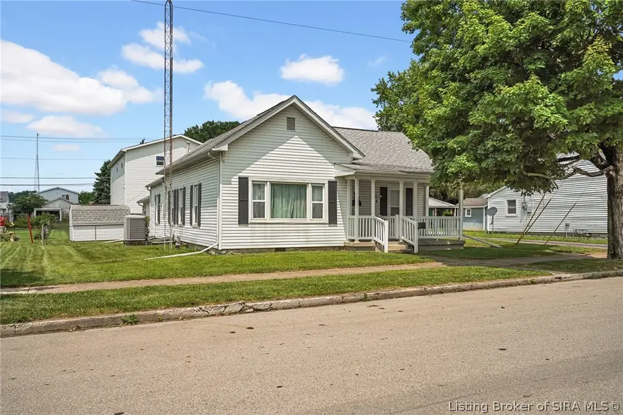 212 W Forsythe Street, Greensburg, IN 47240 - #2