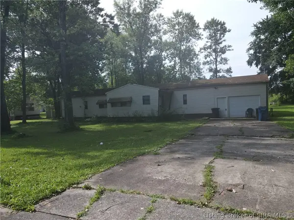 1524 Waverly Road, Jeffersonville, IN 47130