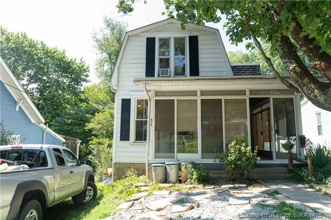 819 E Walnut Street, Corydon, IN 47112 - #1