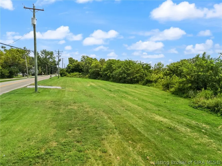 05 Utica Pike, Jeffersonville, IN 47130 - #3