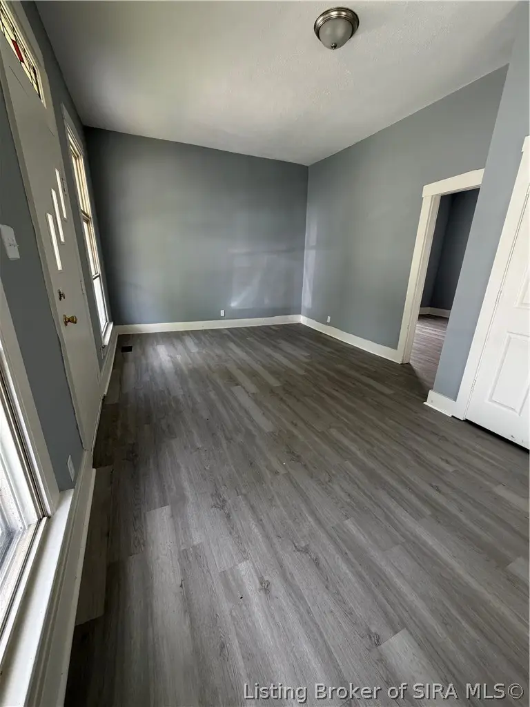 332 E 16th Street, New Albany, IN 47150 - #3