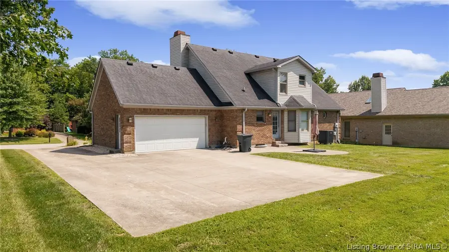 2415 Lakewood Boulevard, Jeffersonville, IN 47130 - #3