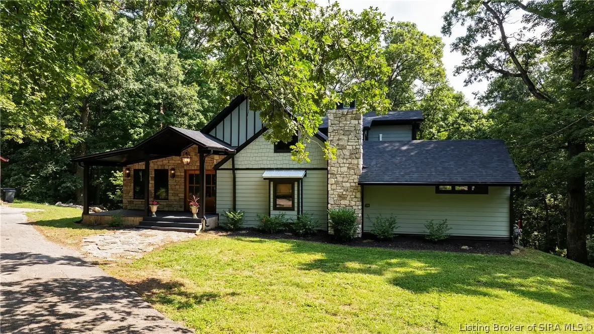 1323 Knob Avenue, New Albany, IN 47150 - #1