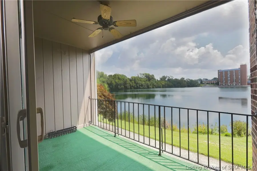 69 Lakeshore Drive, Clarksville, IN 47129 - #3