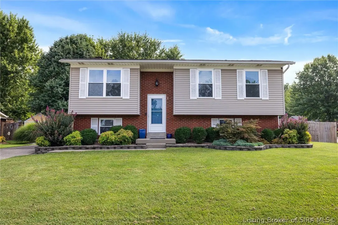 4600 Scott Drive, Jeffersonville, IN 47130 - #1
