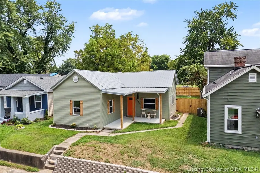 1022 S Virginia Avenue, Clarksville, IN 47129 - #3