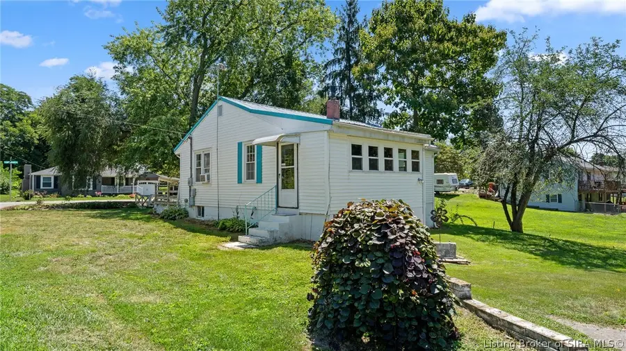 814 N College Avenue, Salem, IN 47167 - #3