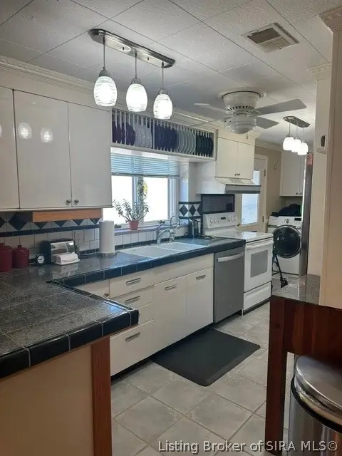 119 N Lincoln Avenue, Salem, IN 47167 - #3