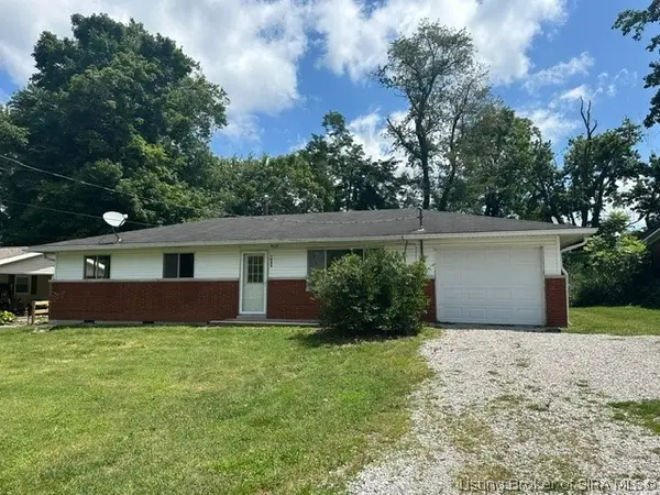 1003 N Hayes Avenue, Salem, IN 47167
