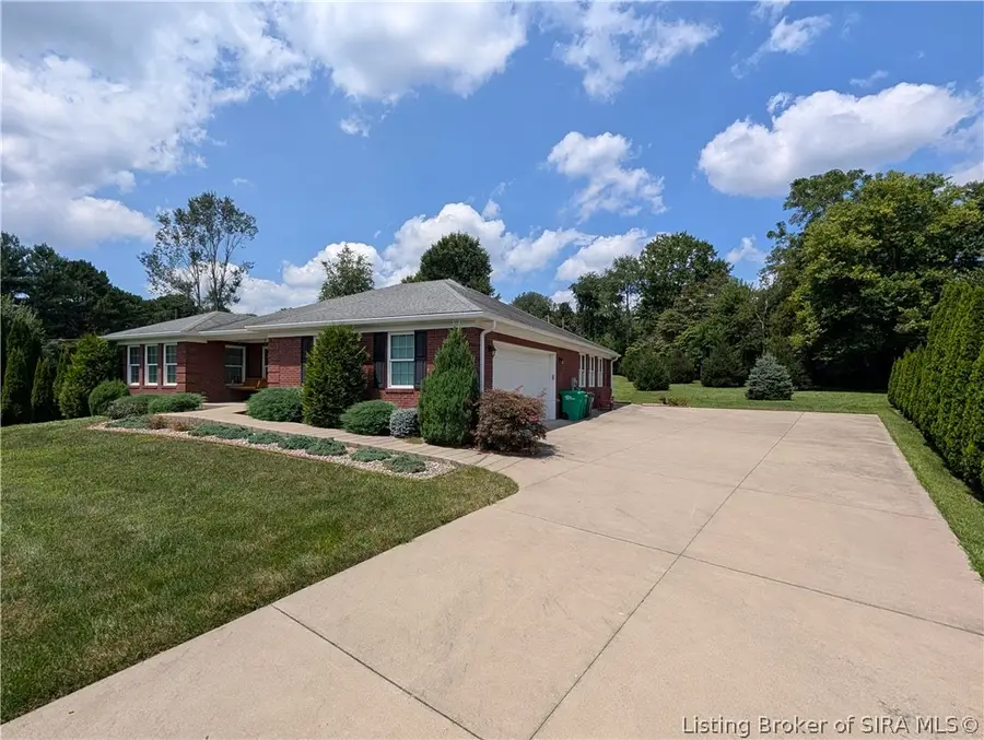 8281 Crimson Creek Court, Georgetown, IN 47122 - #3