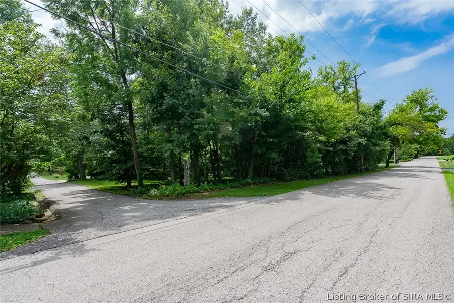 409 Highland Avenue, New Albany, IN 47150 - #2