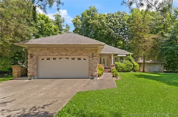 8570 Seneca Drive Ne, Georgetown, IN 47122